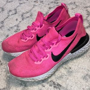 Nike • Running Sneakers